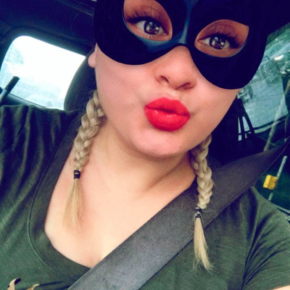 Meet your Posher, Kelly